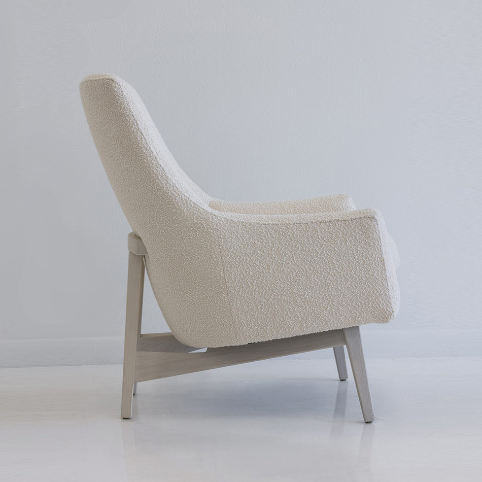 Jens-Risom-A-Chair