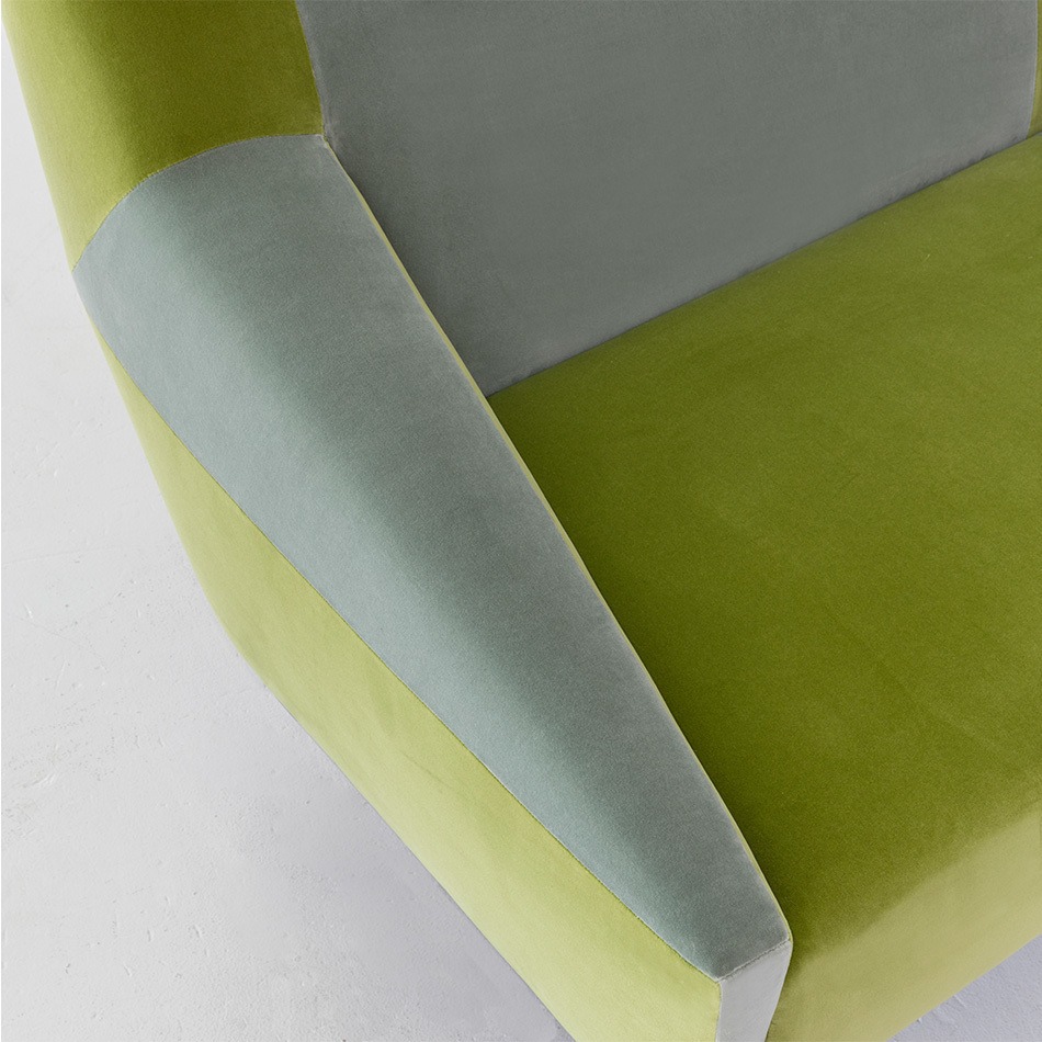 RP17 Det Med PN Coll Gio Sofa 4