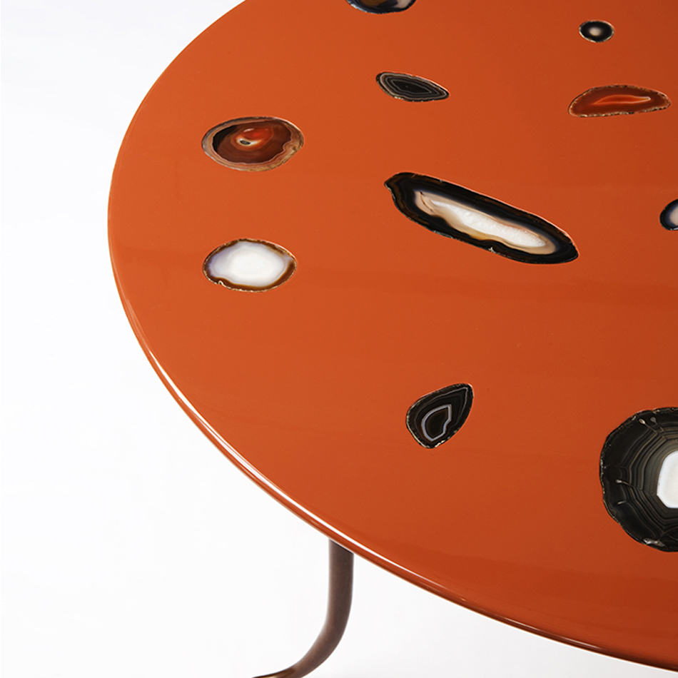 Pn Furn Gemroundtable MDetail2