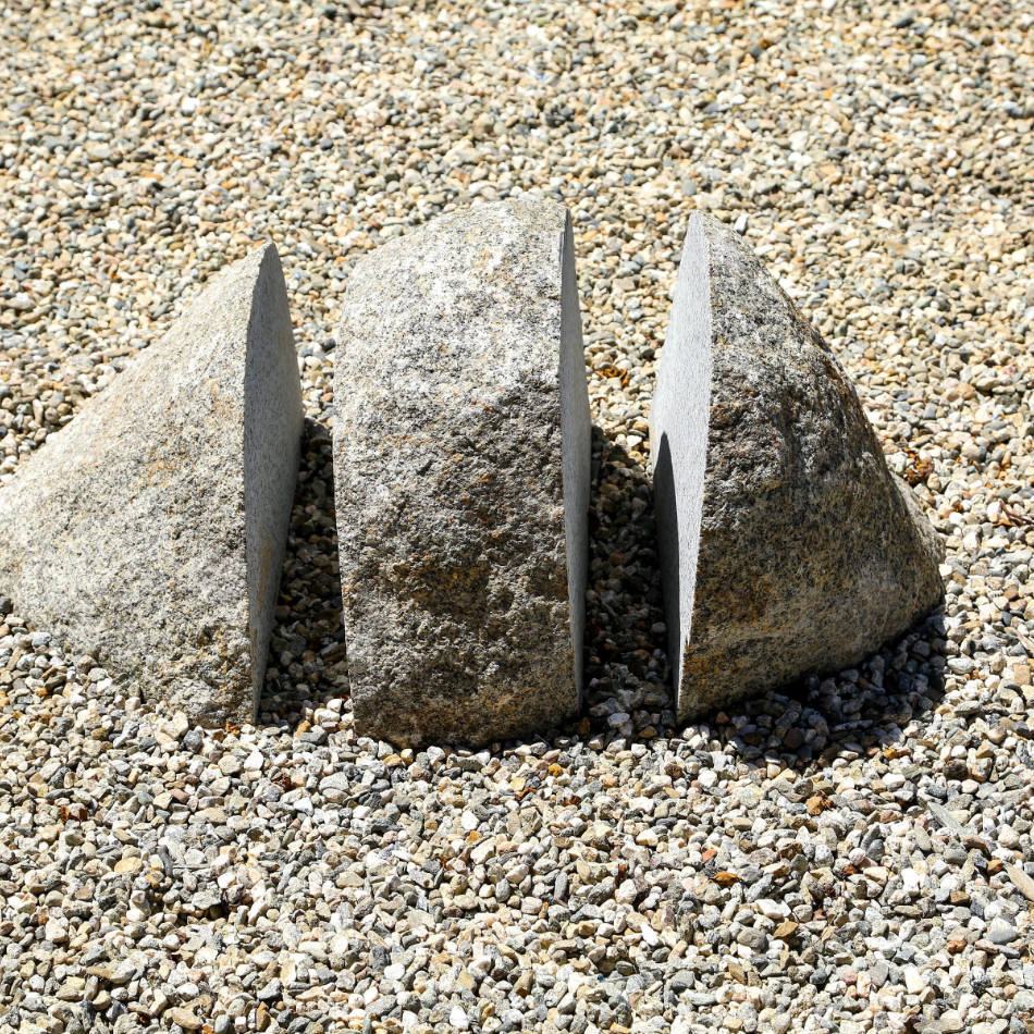 Medium 2 Medium J Kg Sculpture 2