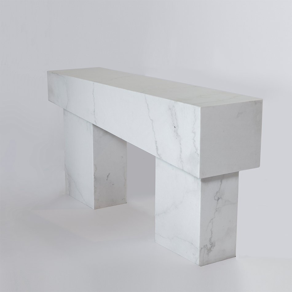 Medium Nina Seirafi Console M