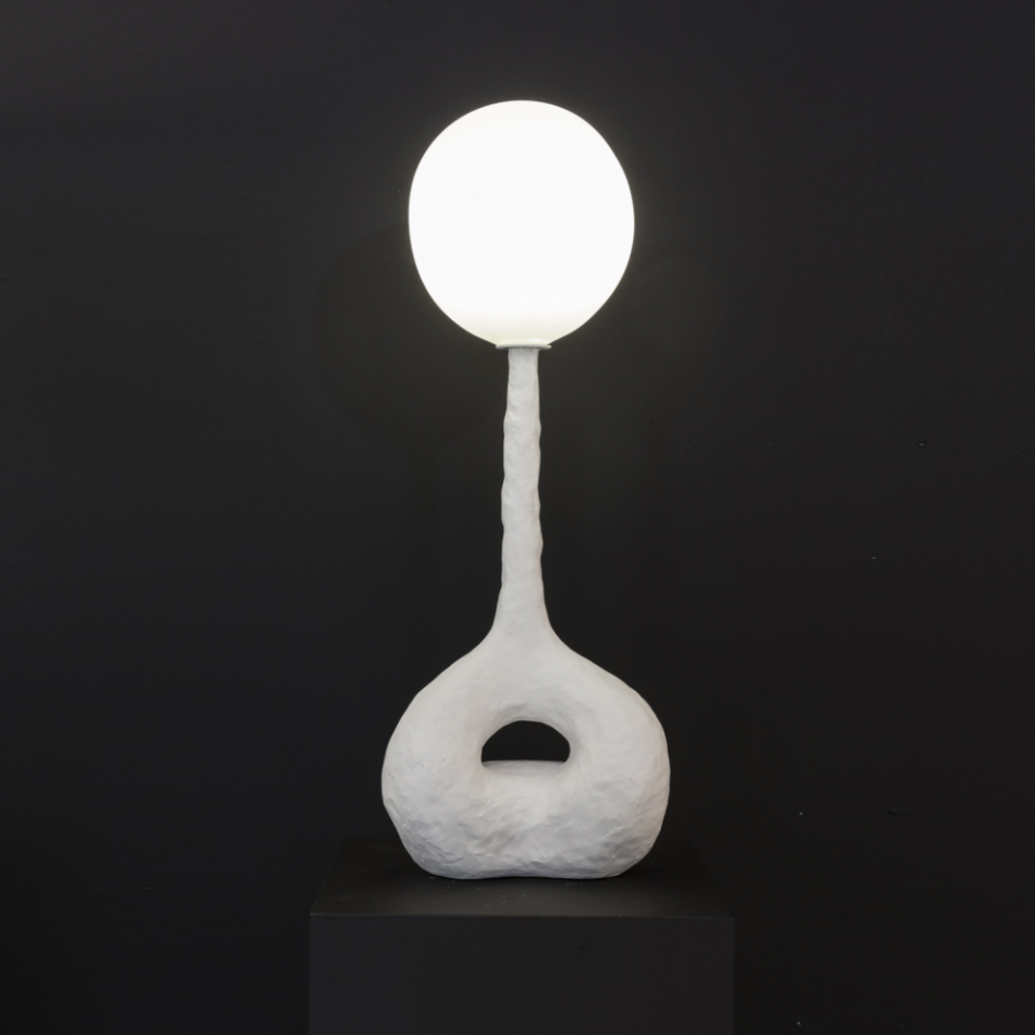 Medium RP John Koga Mahina Table Lamp 01 01 Me