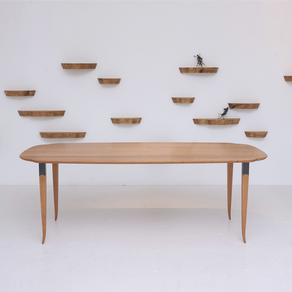 Cl Gk Detailfurn Scallop Table