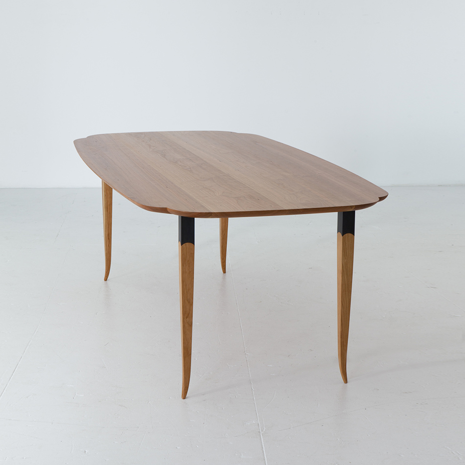Cl Gk Detailfurn Scallop Table3