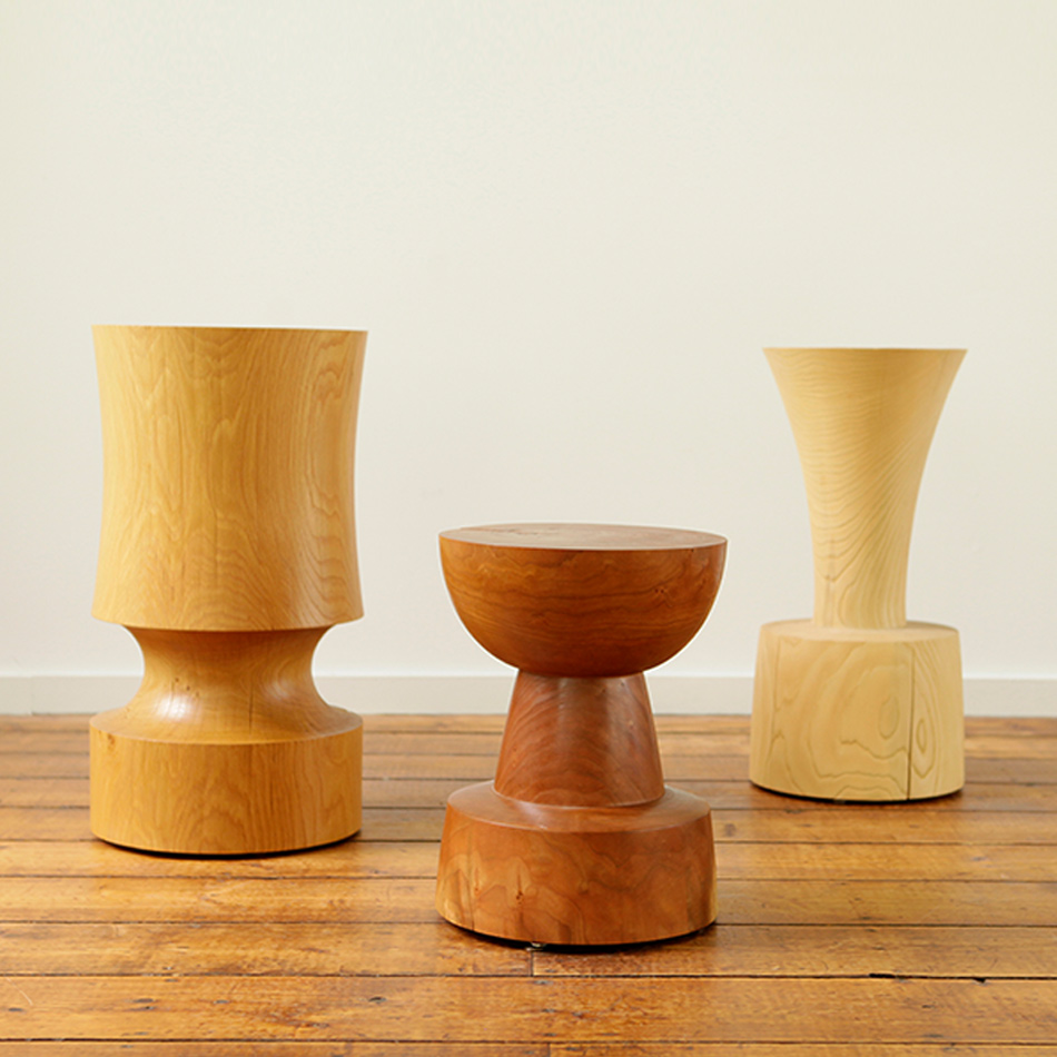 Medium Chrislehrecke Furn M Pedestals Group4