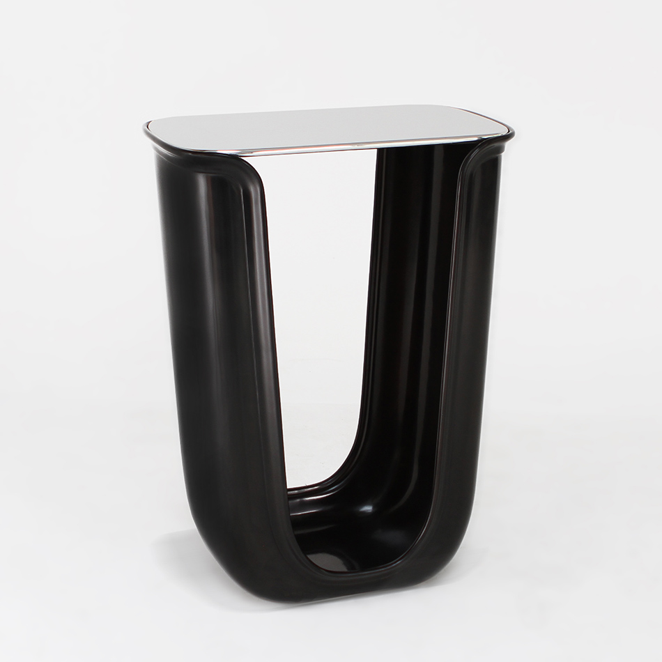 Eric Schmitt U Stand Table