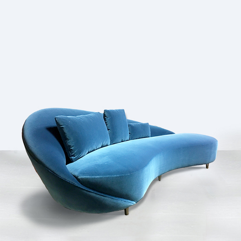 PatrickNaggar Small Curve Sofa 2 M