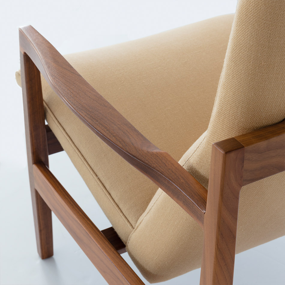 Jens Risom Low Arm Chair D7