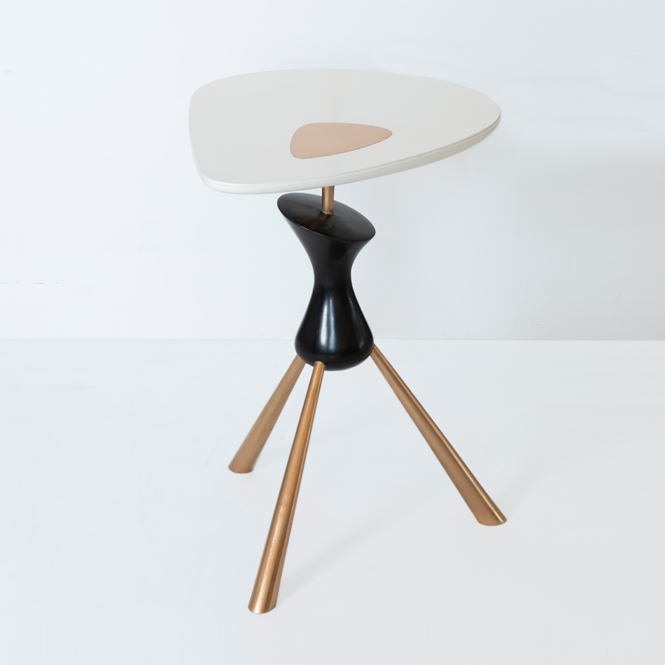 Alexandre Loge Kalder Side Table