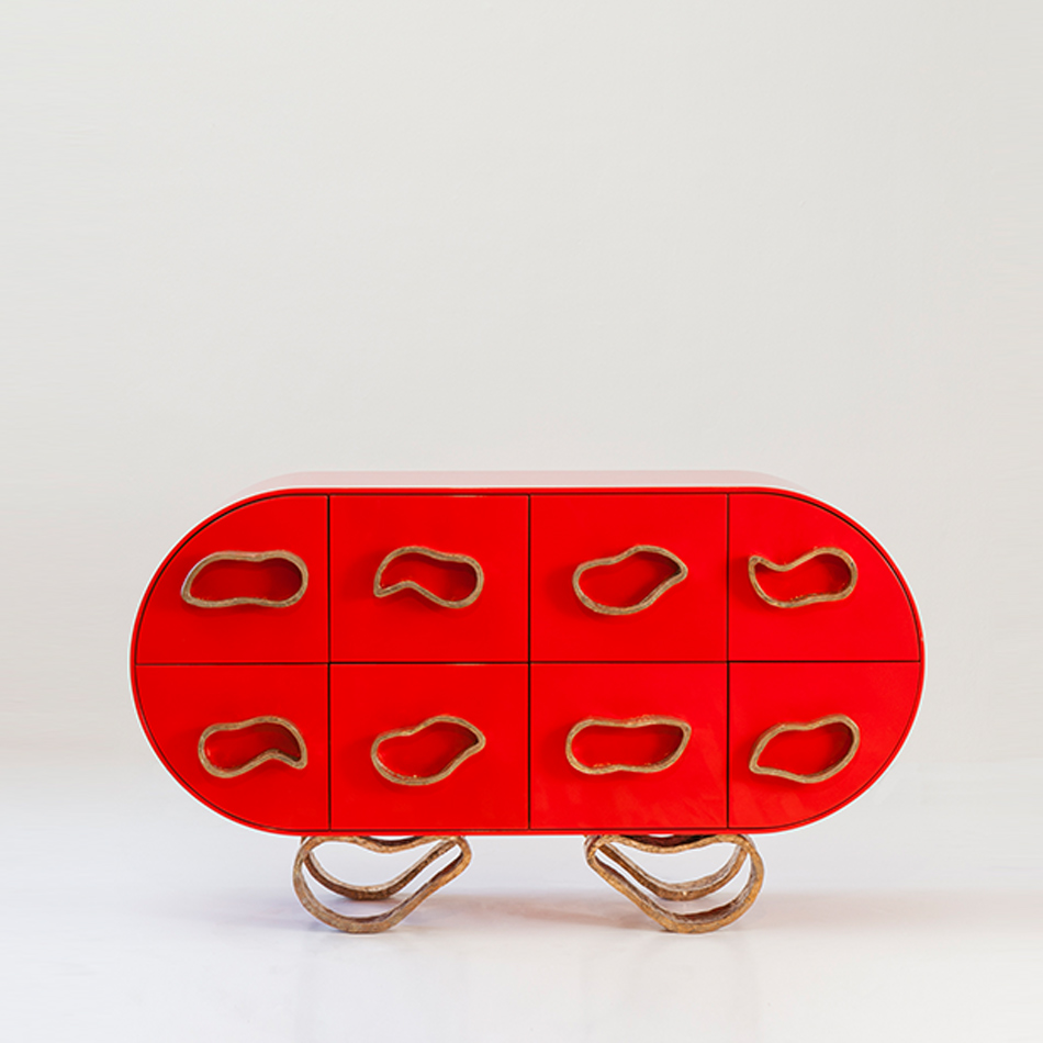 Medium MariaGarouste Buster Commode M1