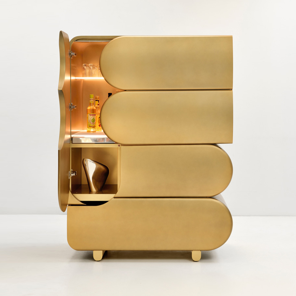 Xavier Lust The Alchemist Bar D2