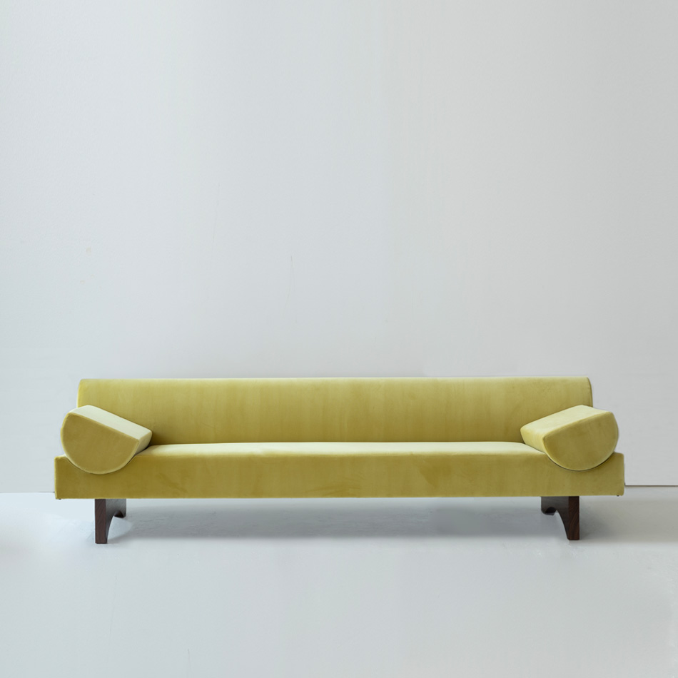 Kevin Walz Sofa D1