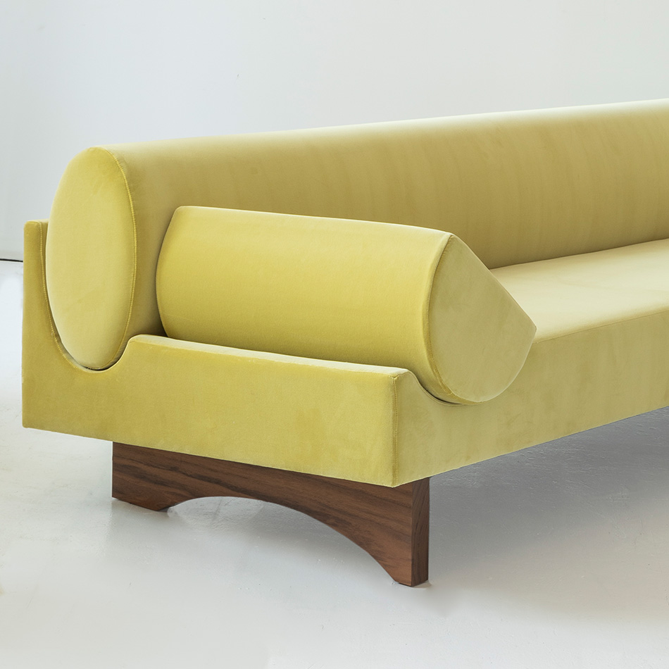 Kevin Walz Sofa D2
