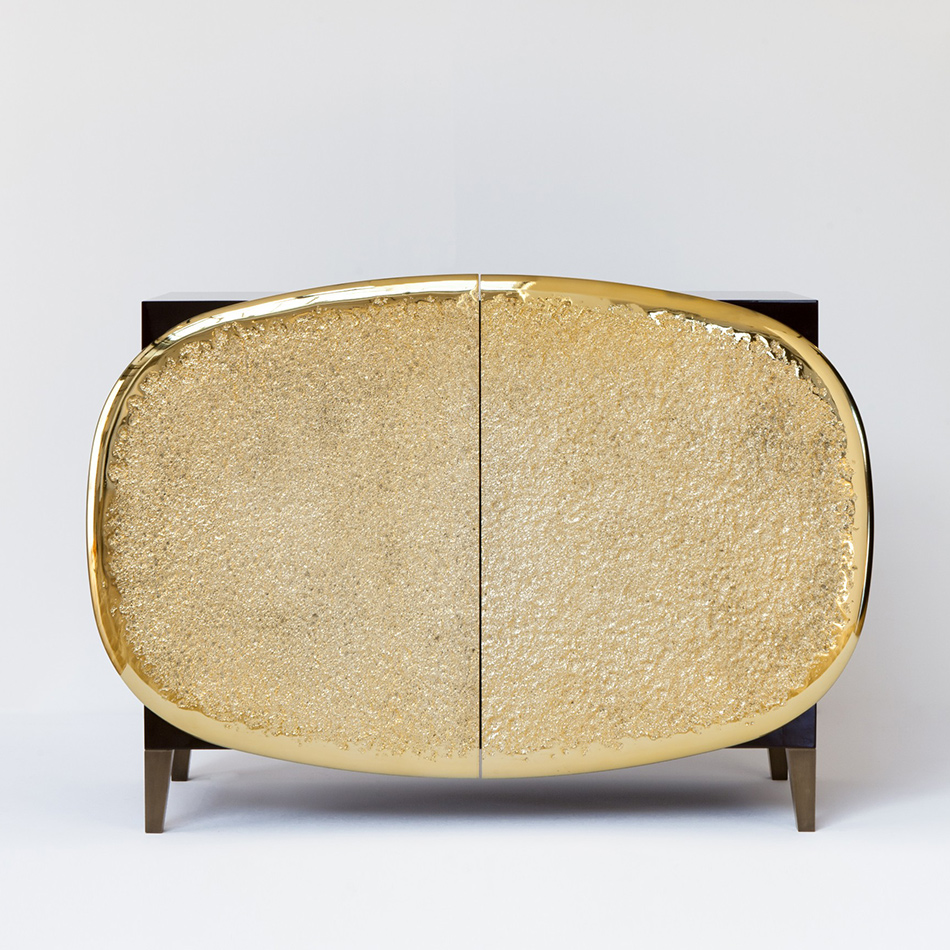 Pn Detailfurn AuroraCommode2