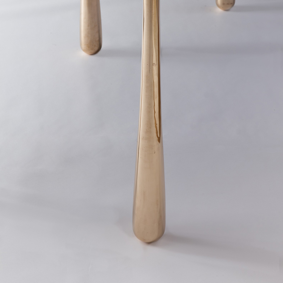 Pn Detailfurn FlightTable3