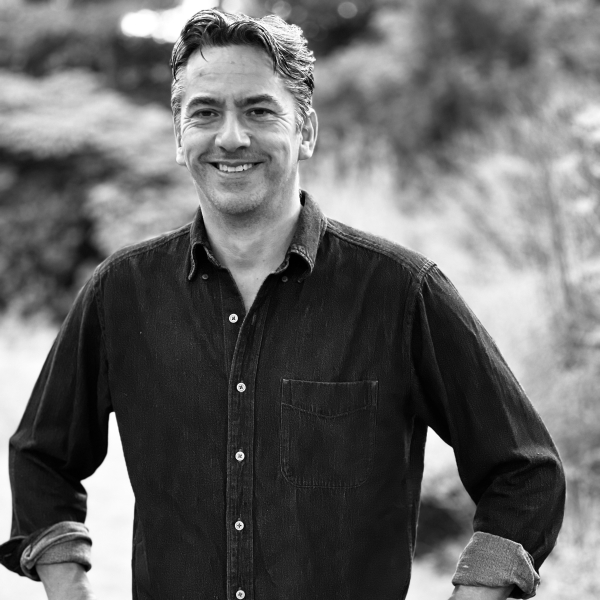 Andrew Kennedy Headshot