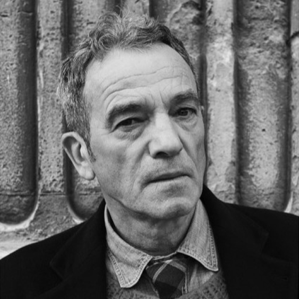 Eric Schmitt Headshot