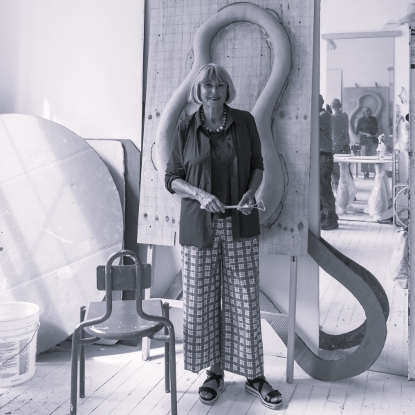 Elizabeth Garouste Headshot (1)