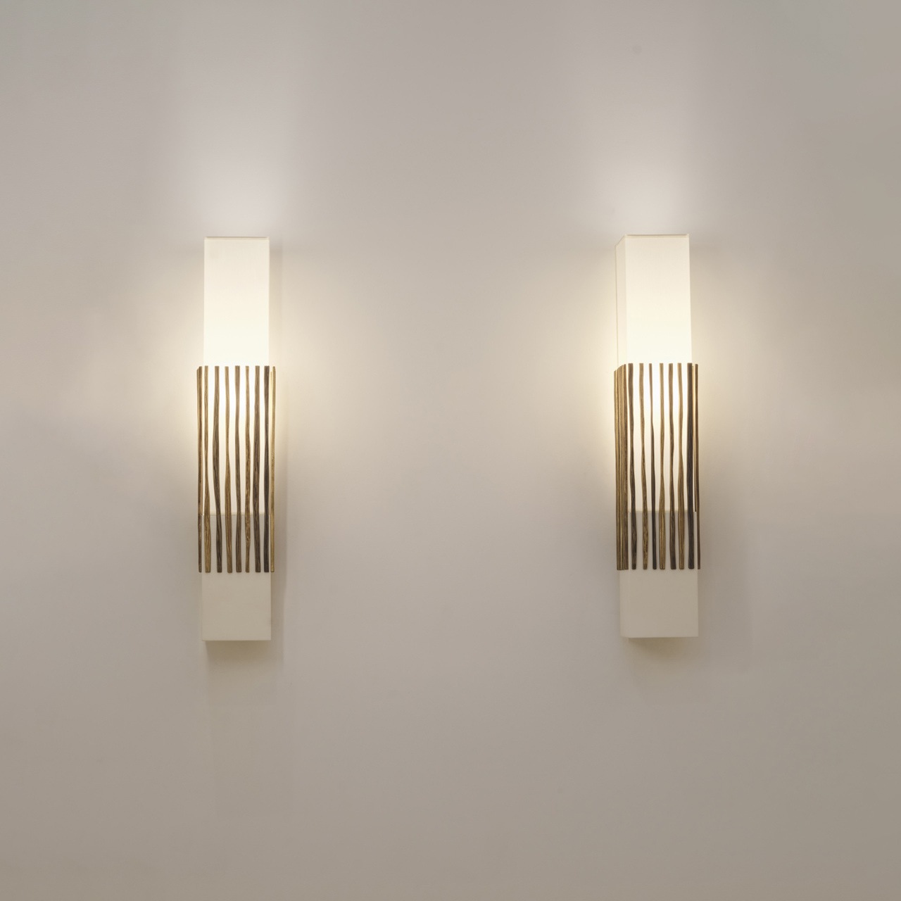 667-APPLIQUE-BAGUETTE-PARCHEMIN-3_square