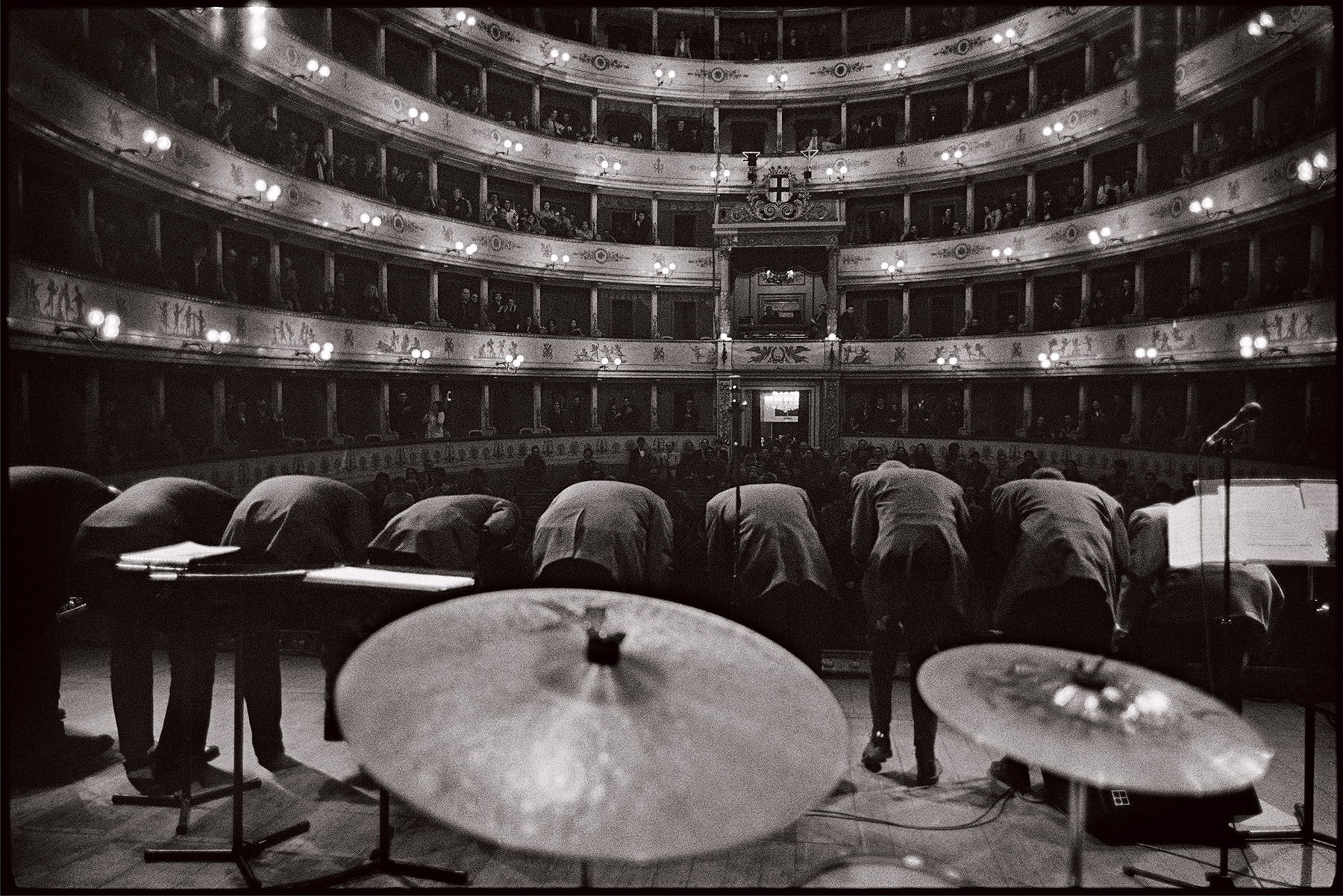 FS BowFRR35 Newscan F2—40×602025 RGB Resize