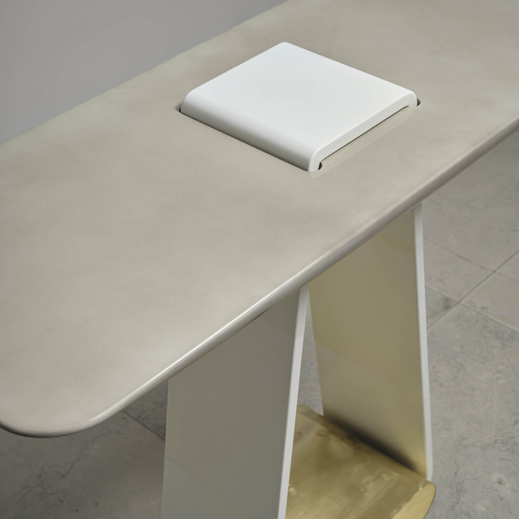 518 CONSOLE RUBAN PARCHEMIN (2)