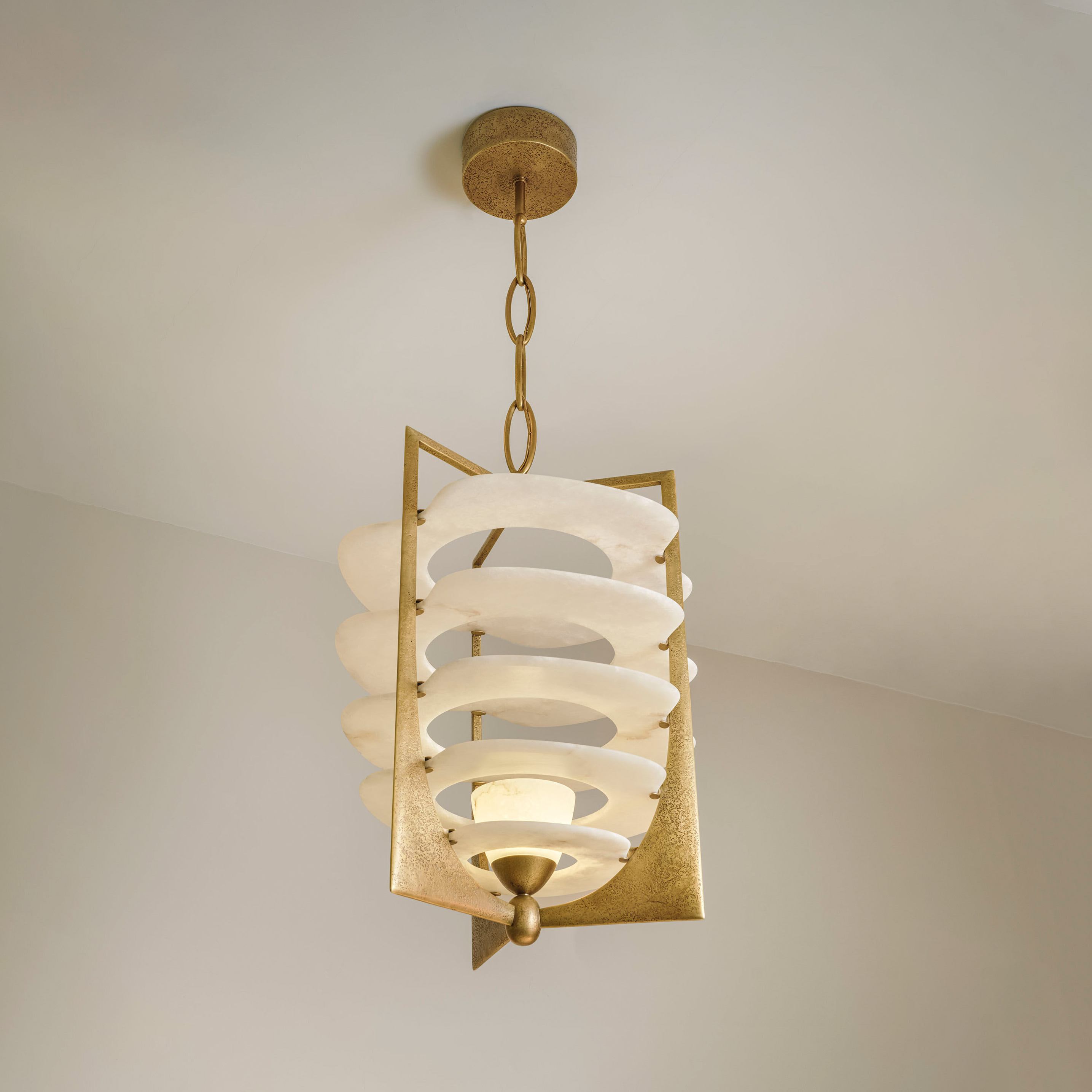 684 LUSTRE CLOUD (2) Resize