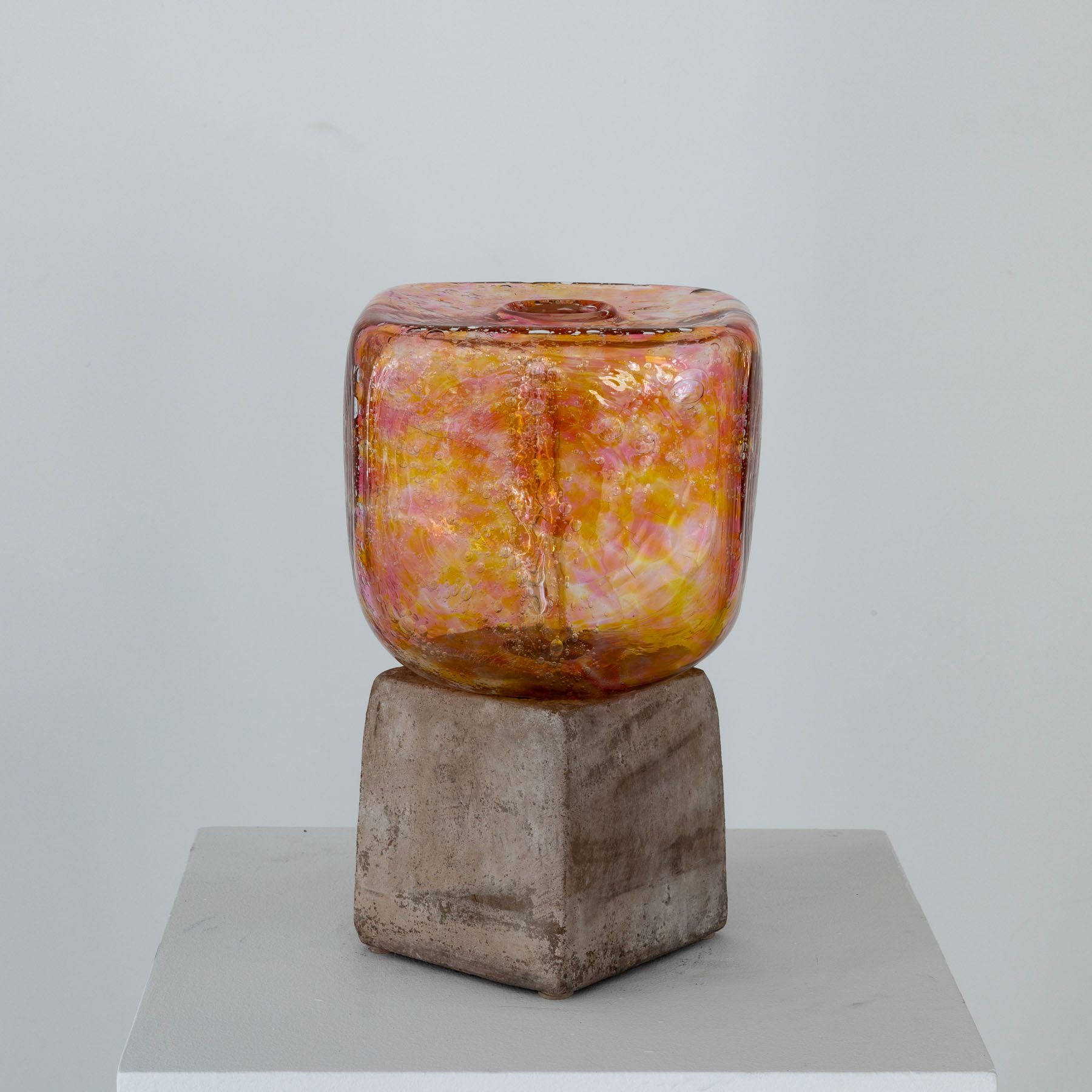 HYDROCHROM TABLE TOP LAMP 01 3