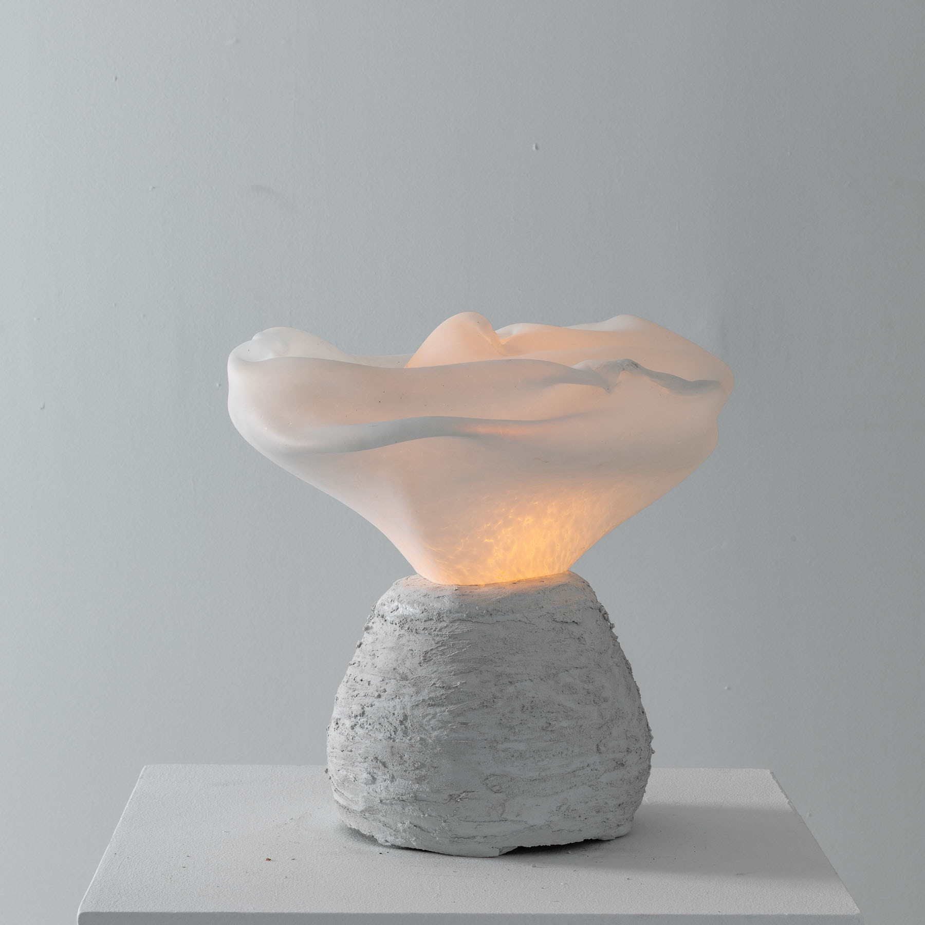 MIRAGE TABLE TOP LAMP 04 2