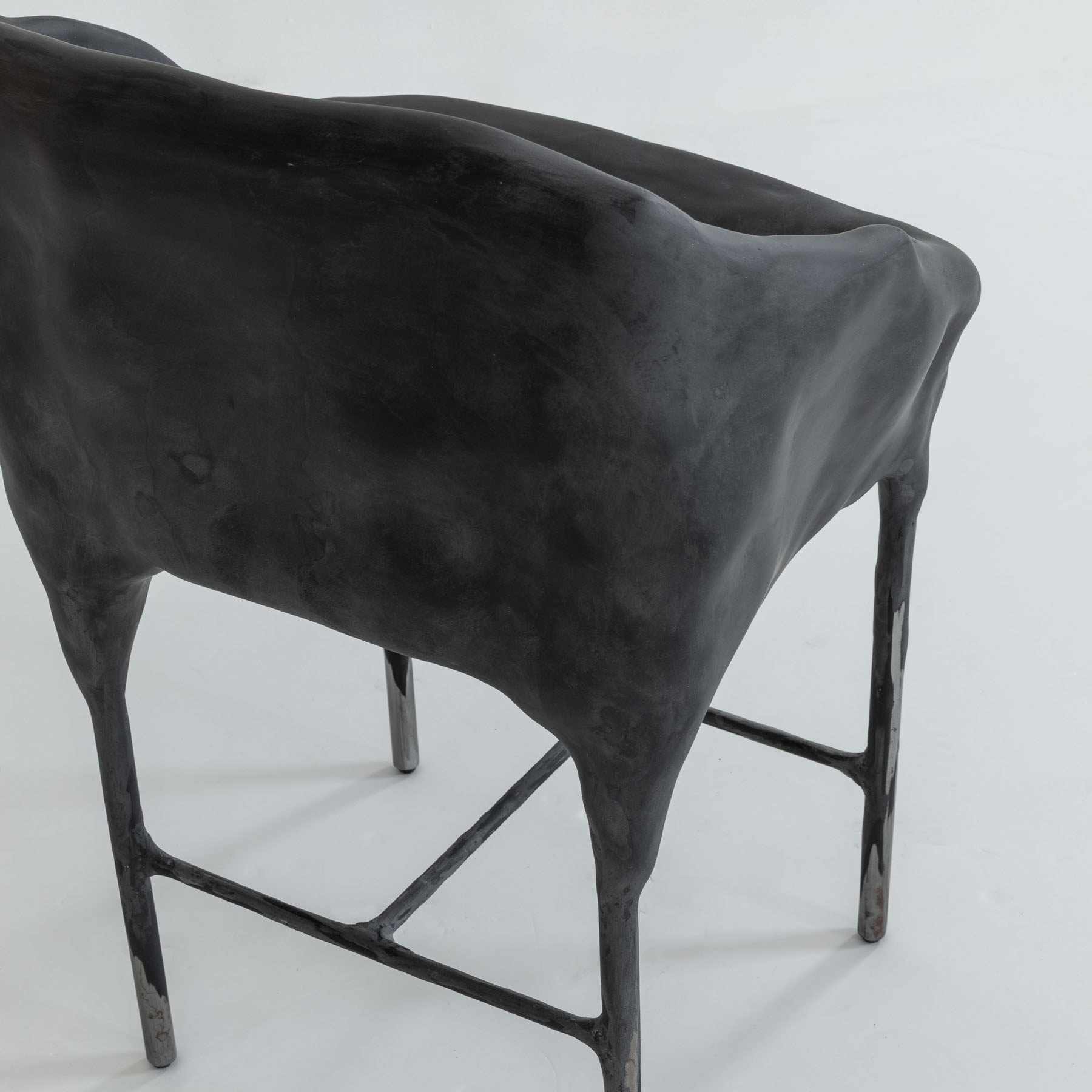 OBSIDIAN BAR STOOL 5