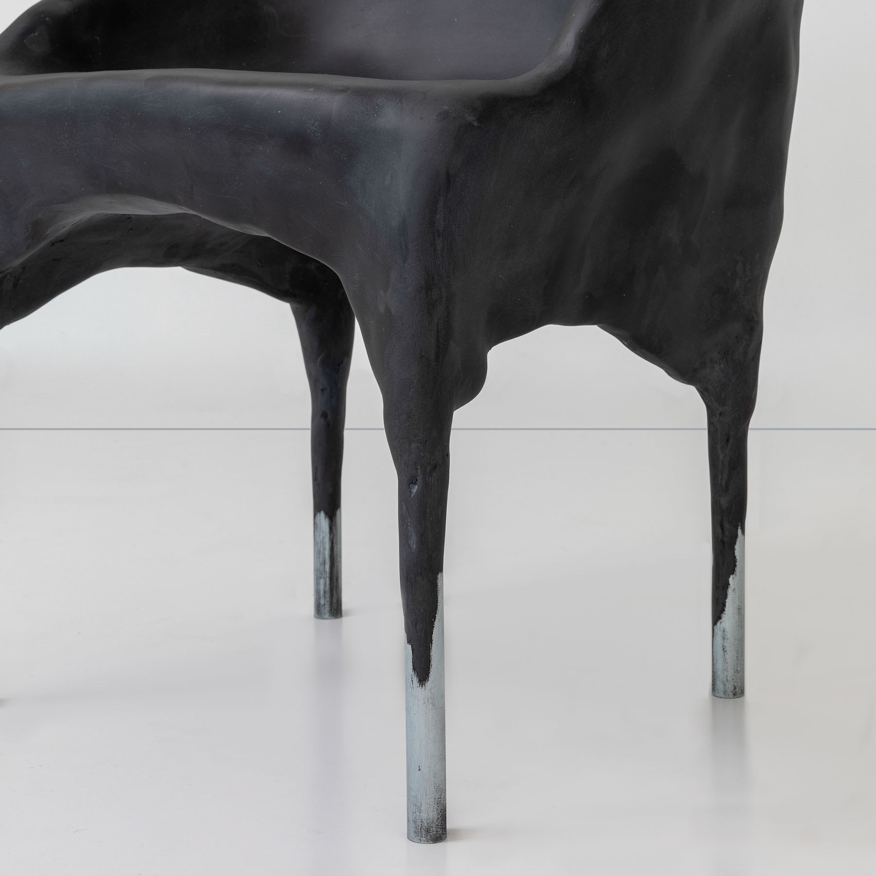 OBSIDIAN CHAIR (3)