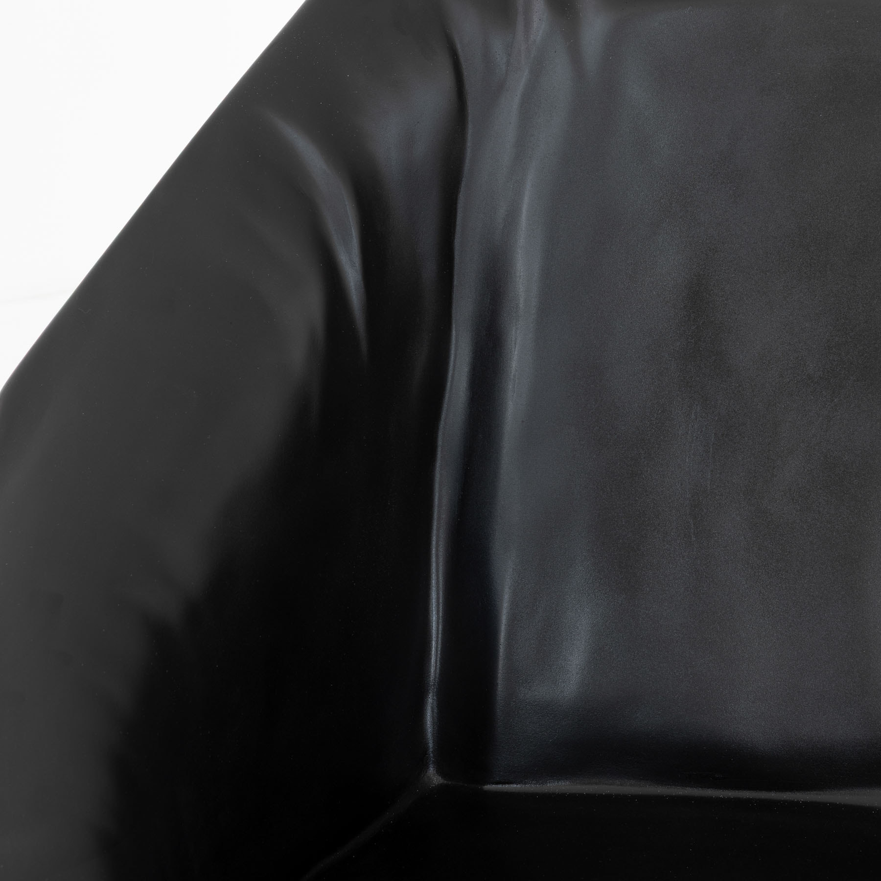 VESTIGE ARMCHAIR (9)