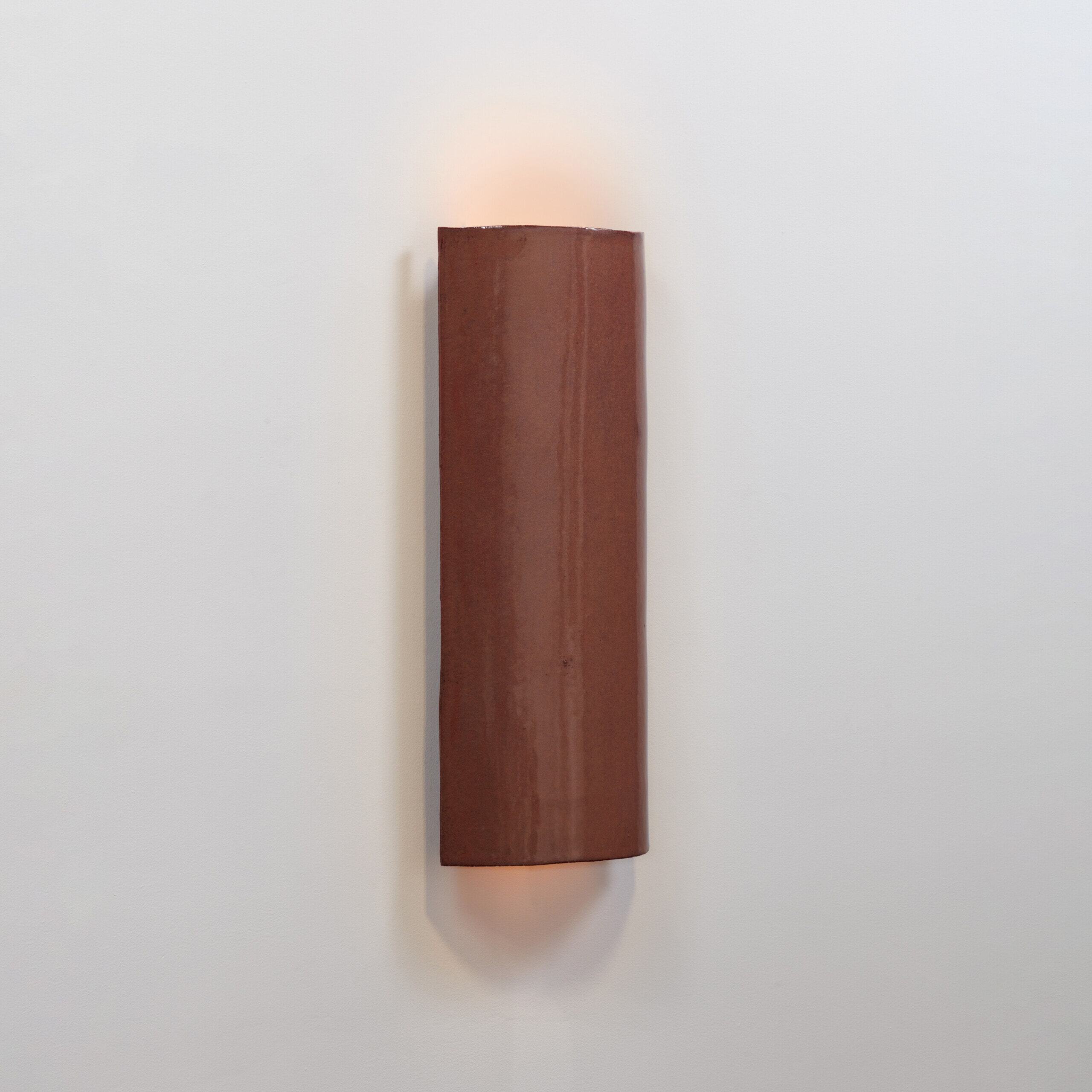 Cone 5 Large Ceramic Vertical Curved Sconce 01 1