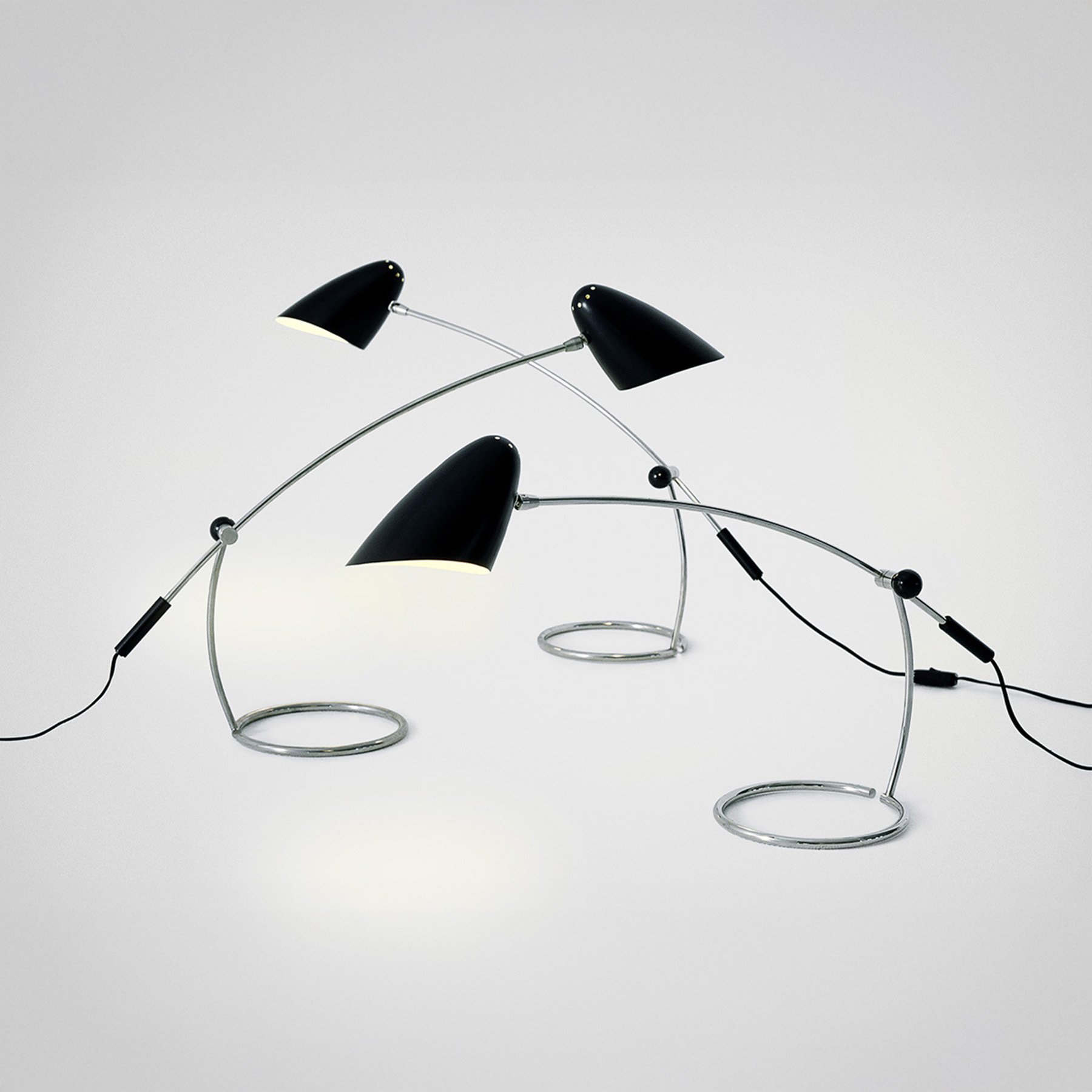 DW Bullet Table 109 HOVER 109 Desk Lamp