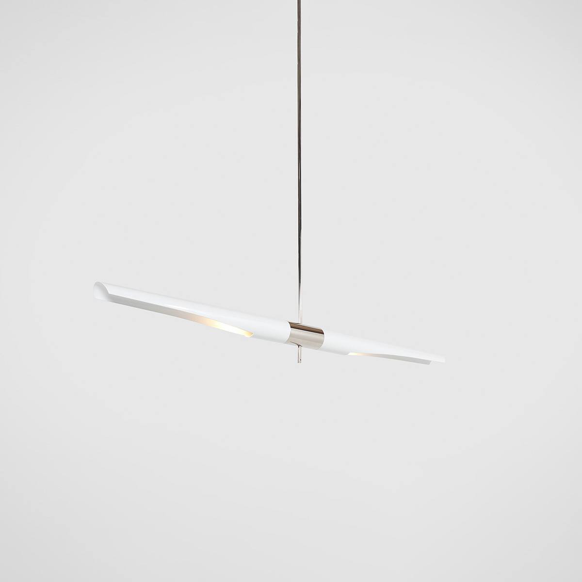 DW Hennen Cross 432 HERO 431 Hennen Pendant White