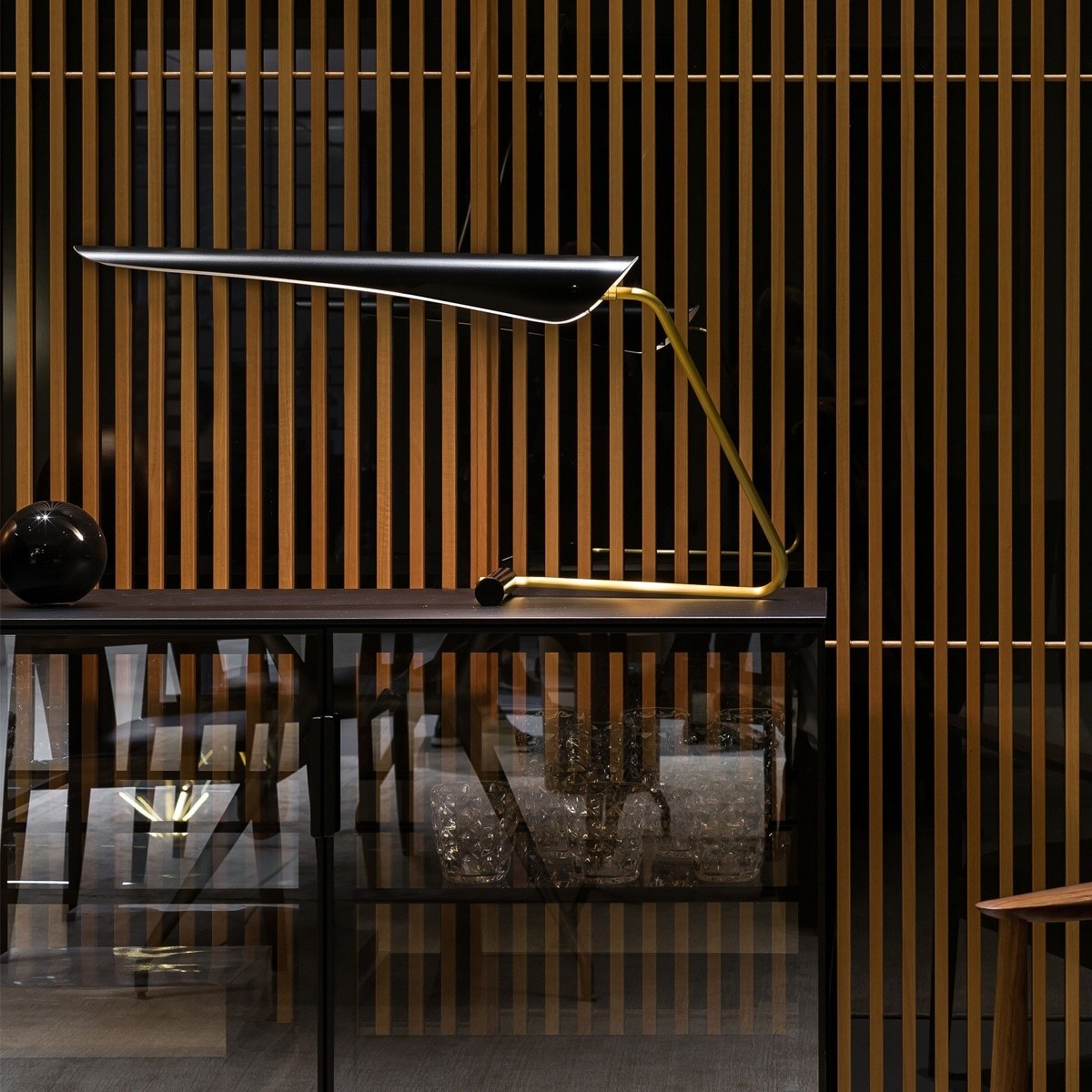 DW Sarus Table 113 4 Sarus Table InSitu