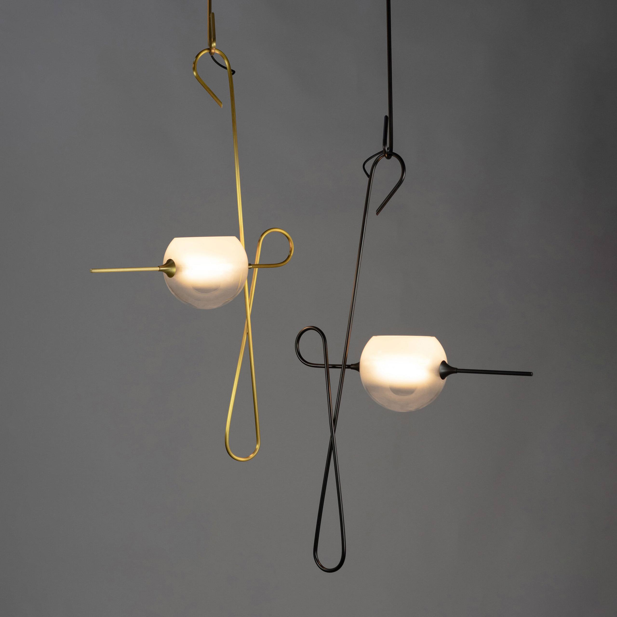 DW Whiplash Pendant 460 3 WhiplashPendant2X ON Scaled