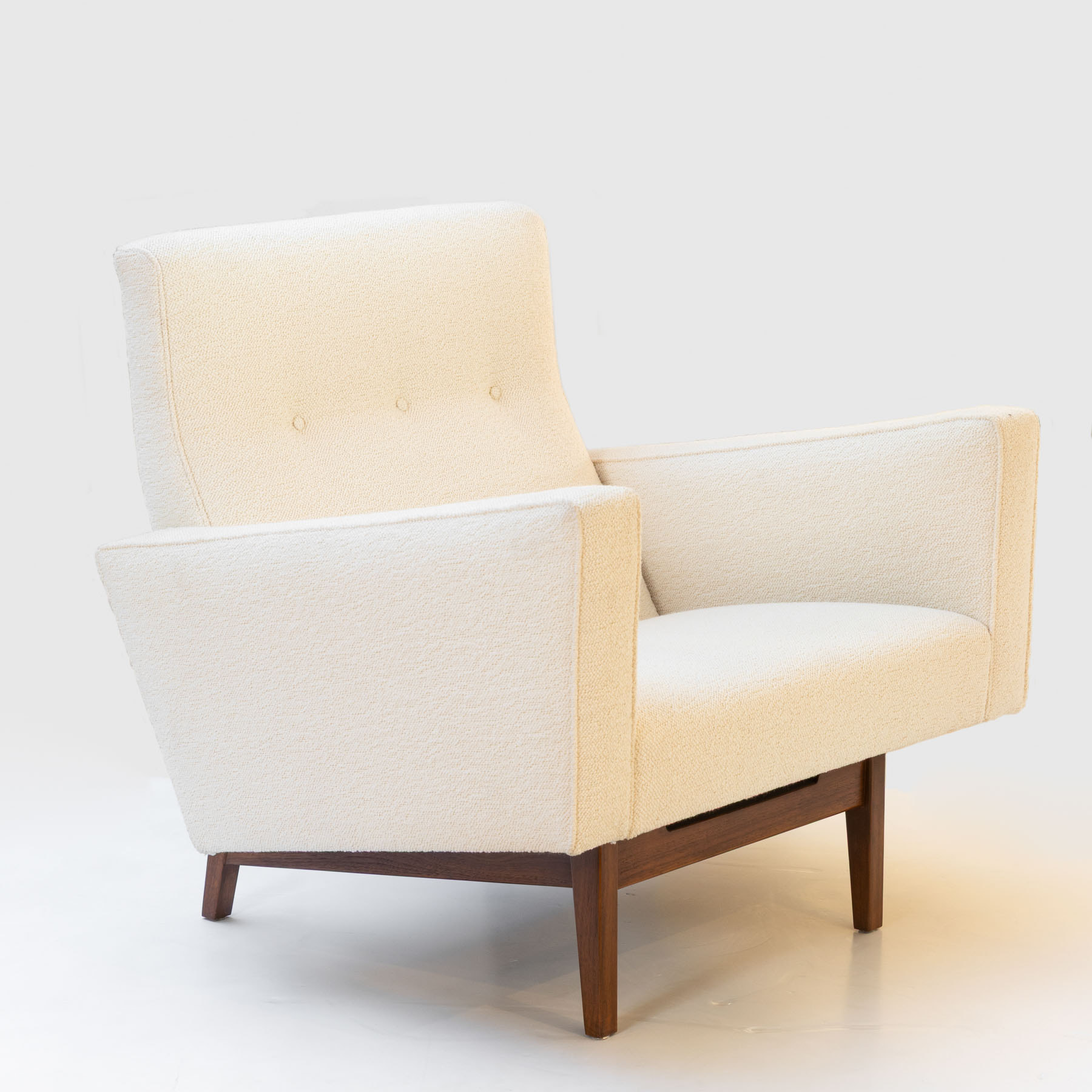 Easy Chair With Arms 2