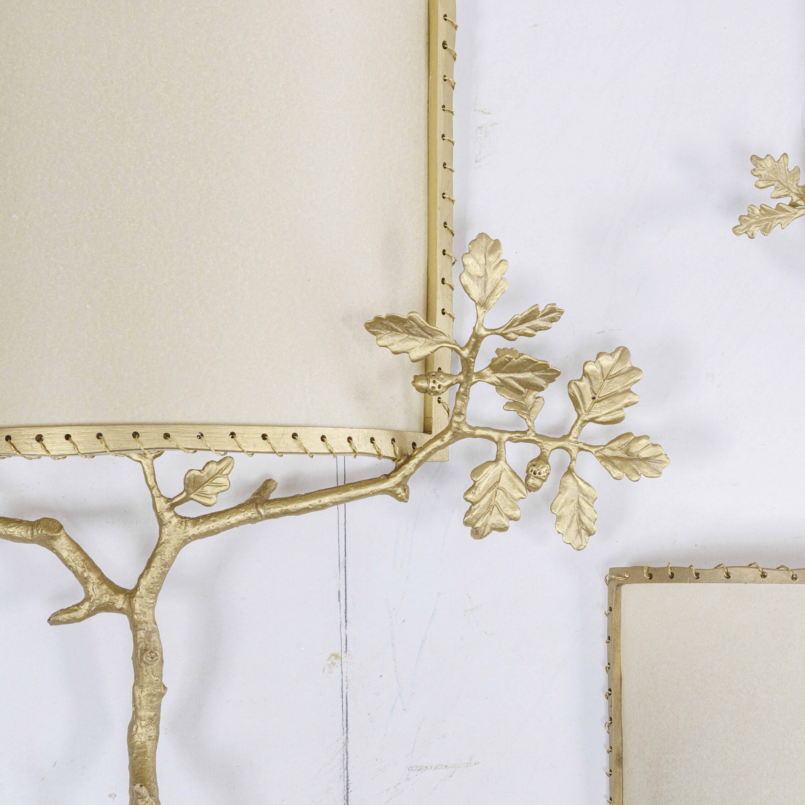 LOUIS Cane Pair of Babar Wall Lamps_Detail